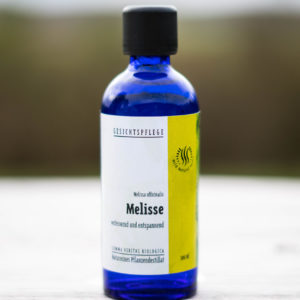 Kräuteressenz auch zur Gesichtspflege Bio Melisse