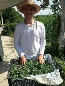 Mehr über den Artikel erfahren Wild Natural Spirit hat den ersten Mitarbeiter eingestellt