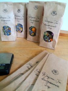 Mehr über den Artikel erfahren Königlich dienen – unser Arbeitsverständnis auf Aditi